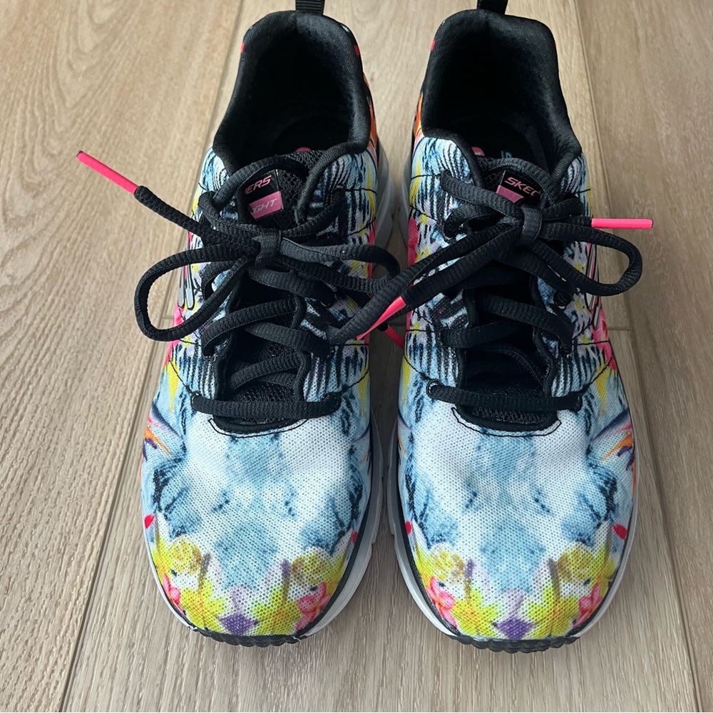 Skechers Tropical Floral Print Wedge Sneaker - Picture 9 of 9